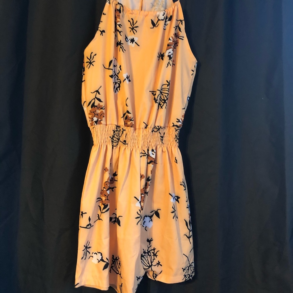 Yellow dress